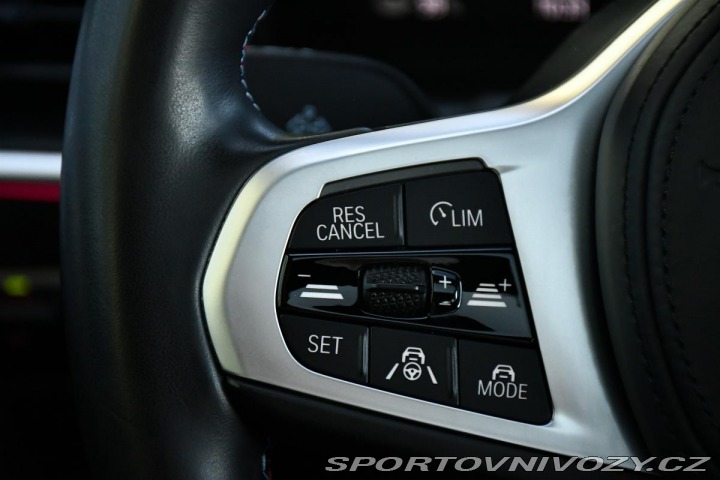 BMW i4 M50 xDrive HUD H/K TAŽNÉ 2022
