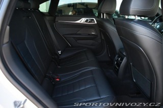 BMW i4 M50 xDrive HUD H/K TAŽNÉ 2022