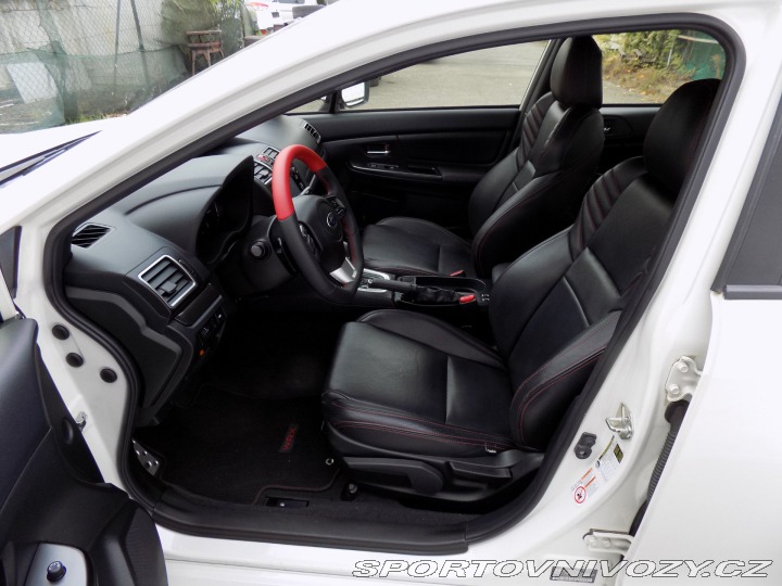 Subaru WRX STI 2.0i/STI/4x4/AT/200KW/ 2016