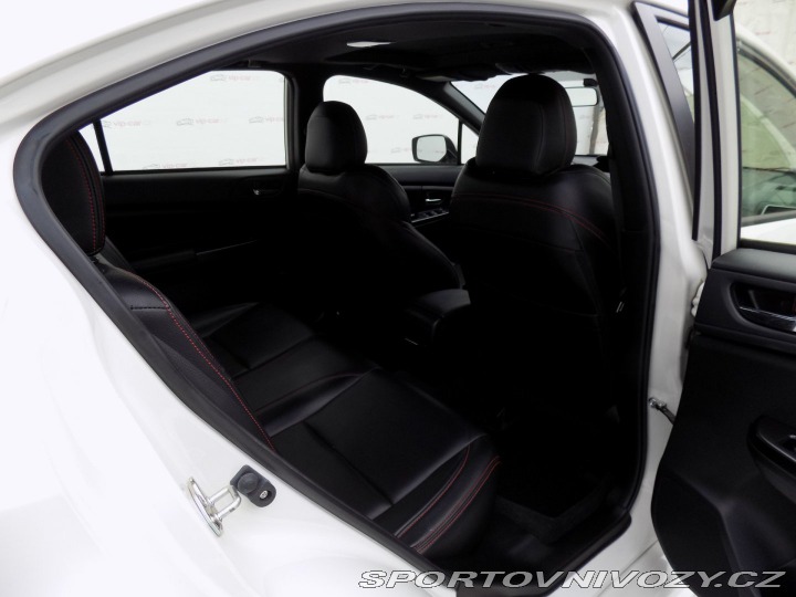 Subaru WRX STI 2.0i/STI/4x4/AT/200KW/ 2016