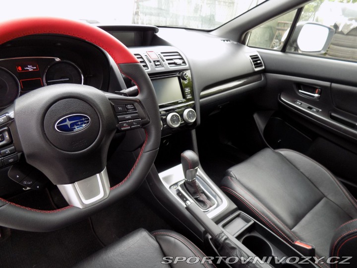 Subaru WRX STI 2.0i/STI/4x4/AT/200KW/ 2016