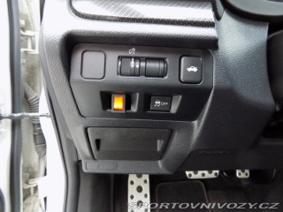 Subaru WRX STI 2.0i/STI/4x4/AT/200KW/ 2016