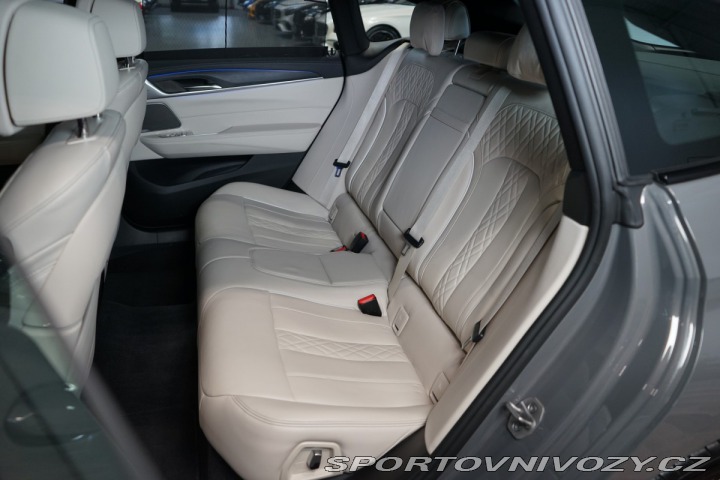 BMW 6 40i*GT*PANO*H/K*NEZ.TOP*H 2022