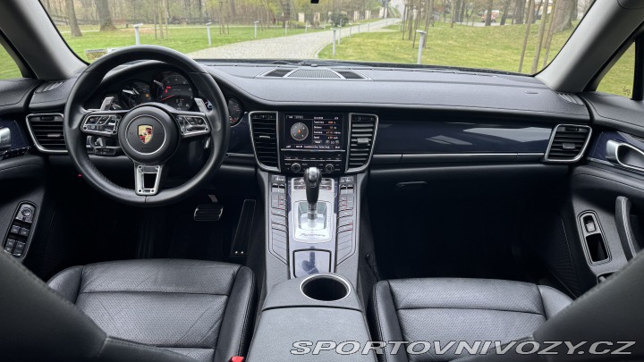 Porsche Panamera 2012