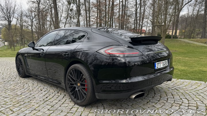Porsche Panamera 2012