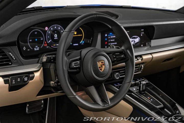Porsche 911 Carrera Bose výfuky 2025