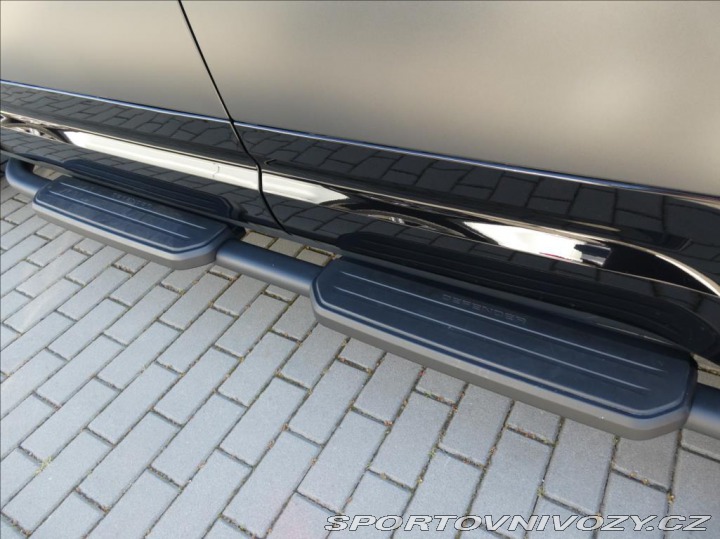 Ostatní značky Ostatní modely Land Rover Defender 5,0 V8 110 Carpathian.EDT 2023
