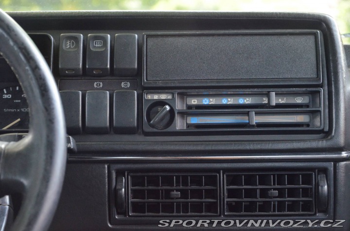 Volkswagen Golf GTi 1990