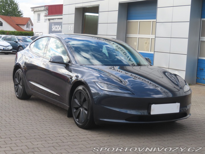 Tesla Model 3 Standard Range 60kW 2024