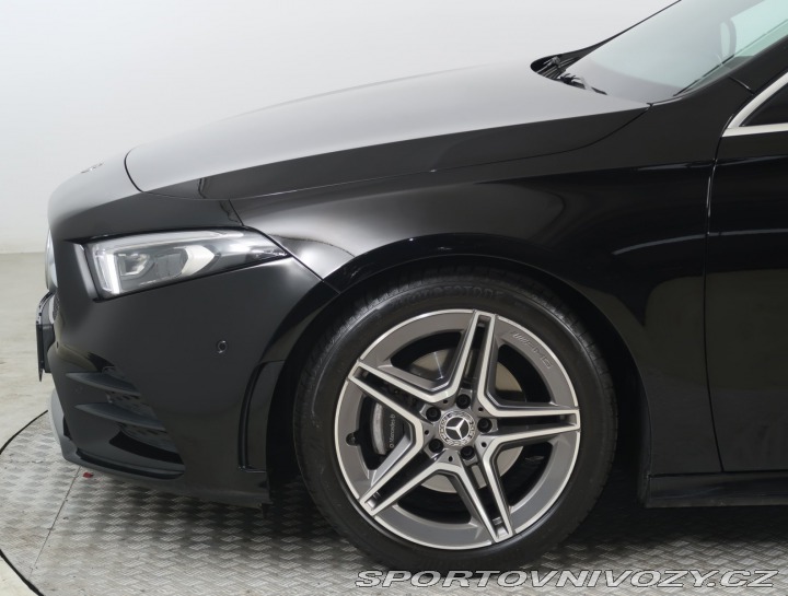 Mercedes-Benz A AMG Line A 180 2020