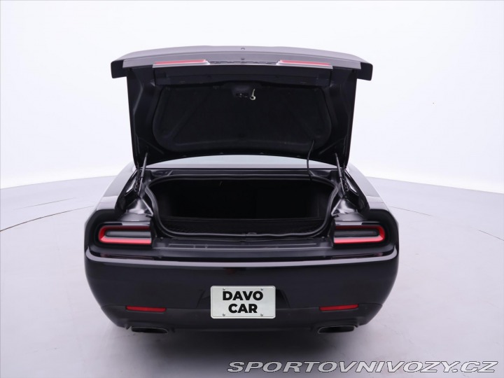 Dodge Challenger 5,7 V8 HEMI 277kW Klima K 2022