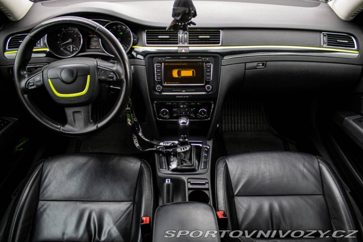 Škoda Superb Combi 2010
