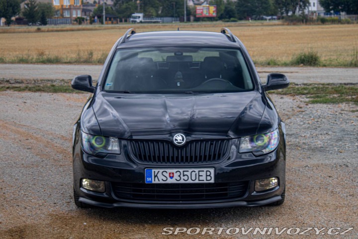 Škoda Superb Combi 2010