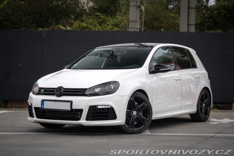 Volkswagen Golf 2.0 TFSI 270k R 4-Motion