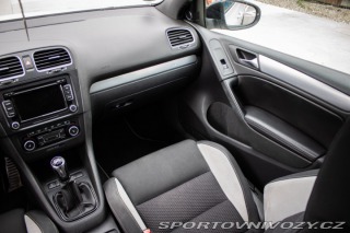 Volkswagen Golf 2.0 TFSI 270k R 4-Motion 2010