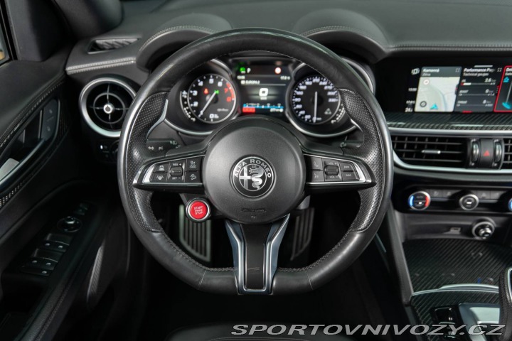 Alfa Romeo Stelvio 2.9 V6 Twin Turbo QV AWD 2020