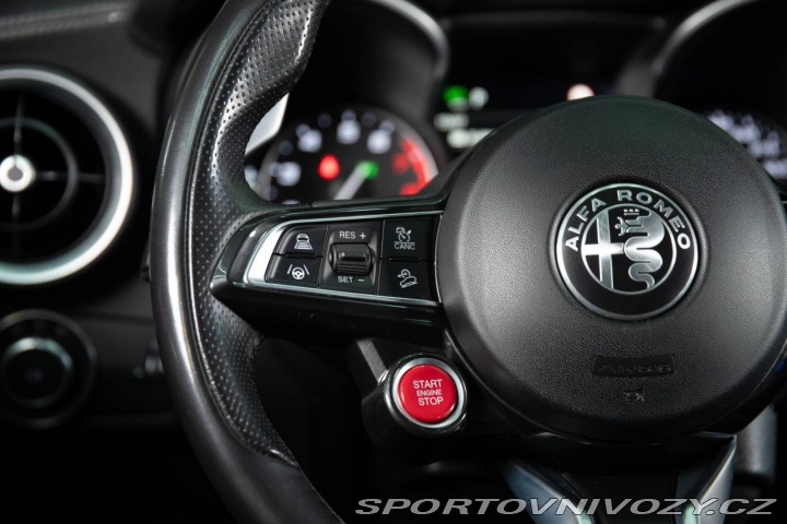 Alfa Romeo Stelvio 2.9 V6 Twin Turbo QV AWD 2020