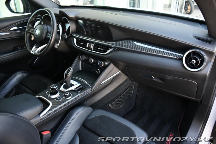 Alfa Romeo Stelvio VELOCE Ti Q4 2.0 2021
