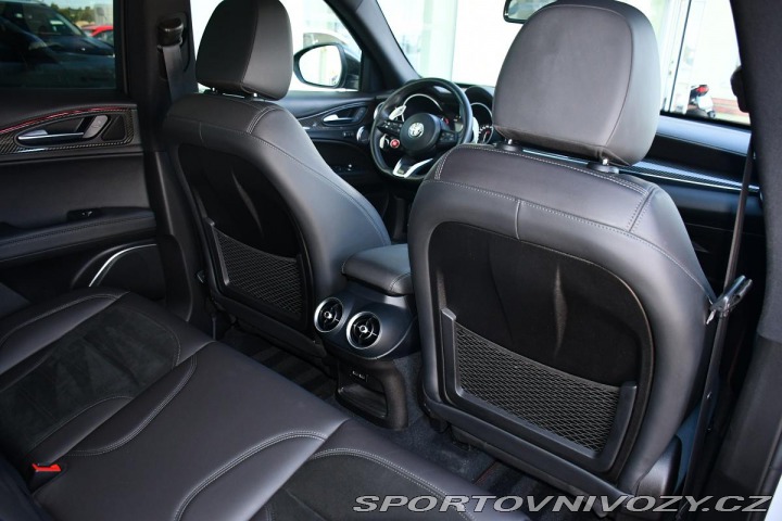 Alfa Romeo Stelvio VELOCE Ti Q4 2.0 REZERVAC 2021