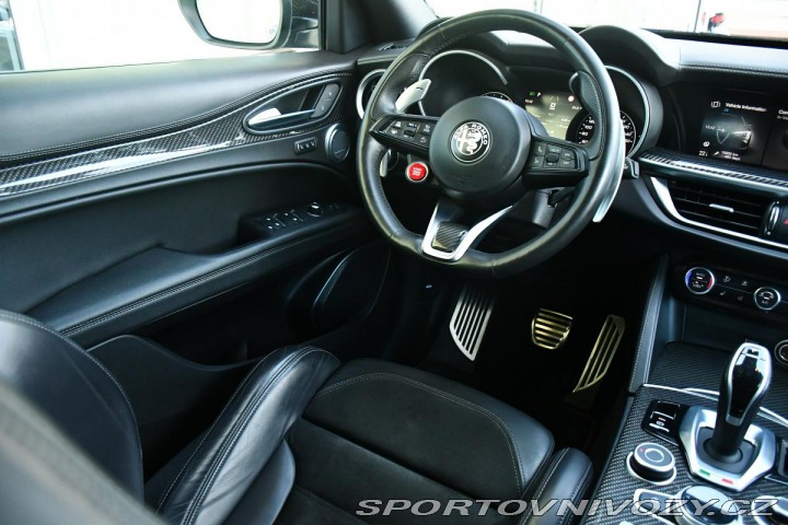 Alfa Romeo Stelvio VELOCE Ti Q4 2.0 REZERVAC 2021