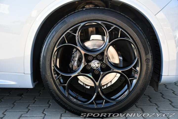 Alfa Romeo Stelvio VELOCE Ti Q4 2.0 REZERVAC 2021