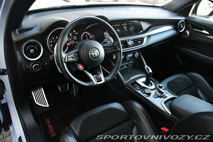 Alfa Romeo Stelvio VELOCE Ti Q4 2.0 REZERVAC 2021