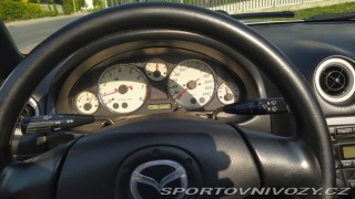 Mazda MX-5  2001