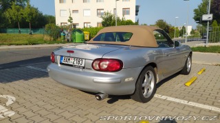 Mazda MX-5  2001