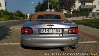 Mazda MX-5  2001