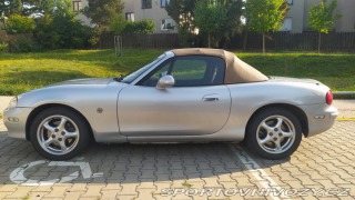 Mazda MX-5  2001