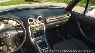 Mazda MX-5  2001