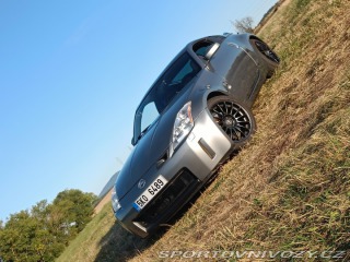 Nissan 350 Z  2003