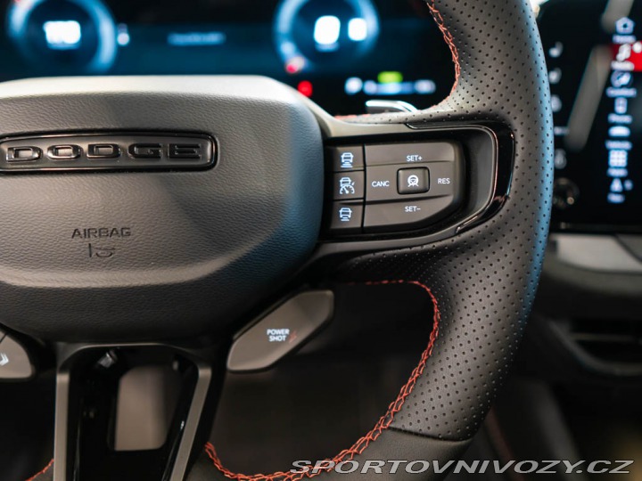 Dodge Charger 0.0 Daytona Scat Pack 670 2024