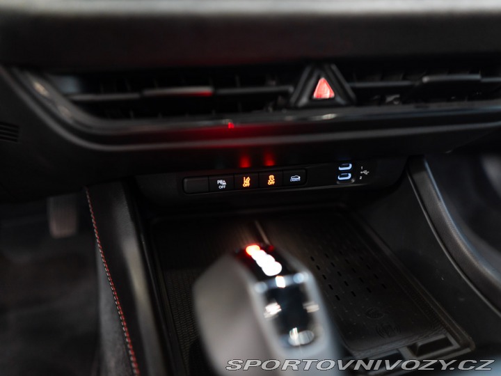 Dodge Charger 0.0 Daytona Scat Pack 670 2024