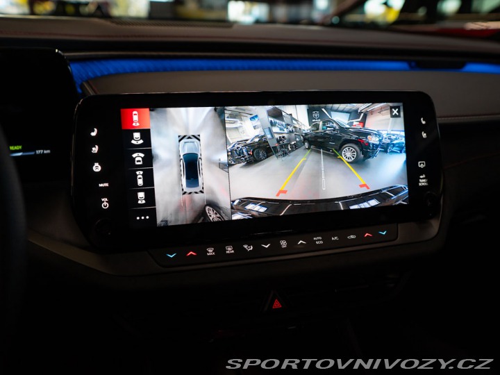 Dodge Charger 0.0 Daytona Scat Pack 670 2024