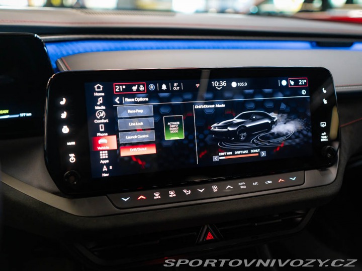 Dodge Charger 0.0 Daytona Scat Pack 670 2024