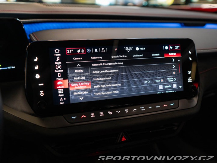 Dodge Charger 0.0 Daytona Scat Pack 670 2024