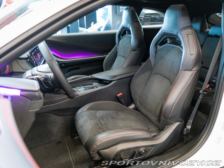 Dodge Charger 0.0 Daytona Scat Pack 670 2024