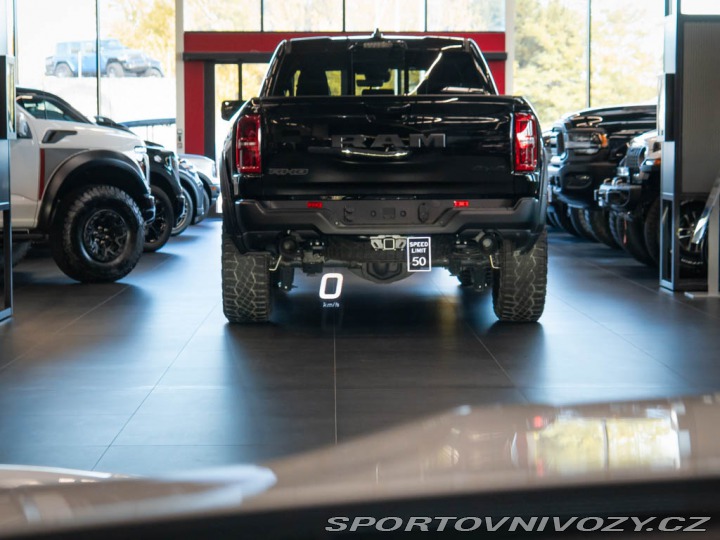 Dodge Charger 0.0 Daytona Scat Pack 670 2024