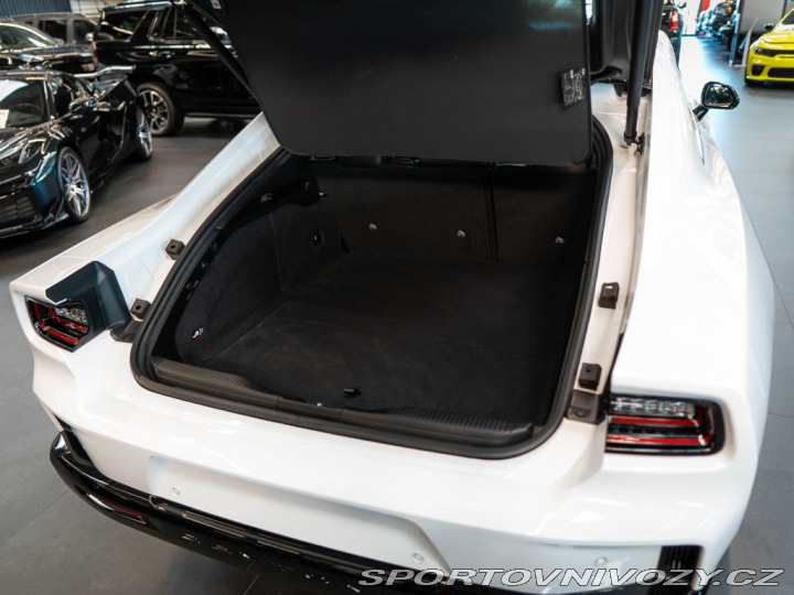 Dodge Charger 0.0 Daytona Scat Pack 670 2024