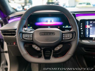 Dodge Charger 0.0 Daytona Scat Pack 670 2024