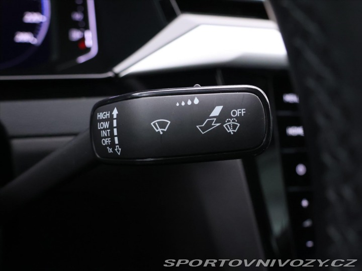 Volkswagen Arteon 2,0 TDI 110kW DSG R-line 2022
