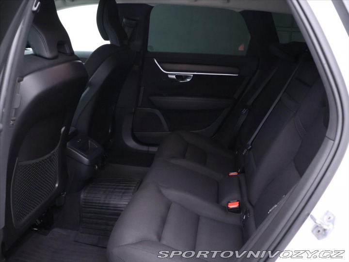 Volvo V90 2,0 Cross Country Polesta 2019