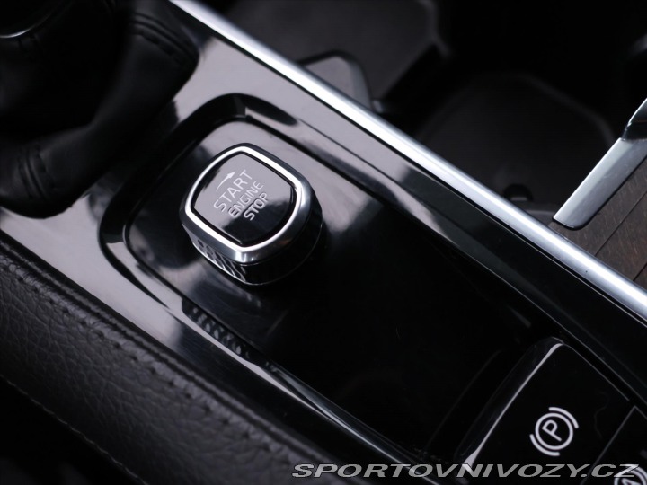Volvo V90 2,0 Cross Country Polesta 2019