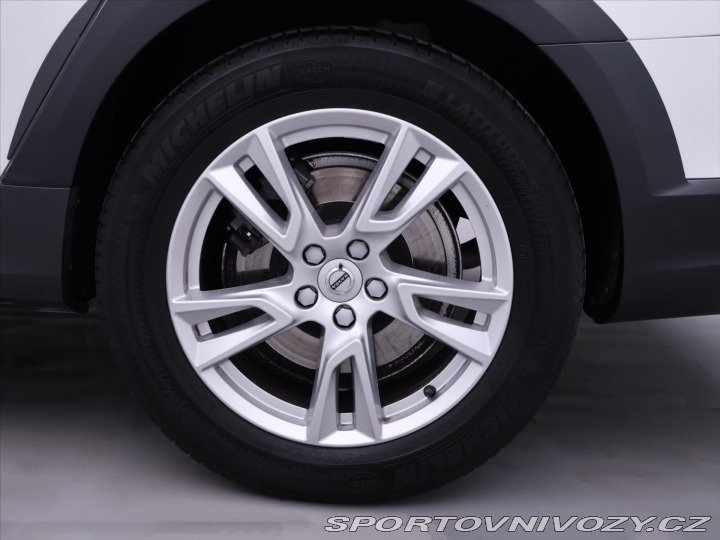 Volvo V90 2,0 Cross Country Polesta 2019