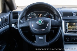 Škoda Octavia RS Combi 2011