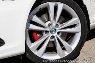 Škoda Octavia RS Combi 2011