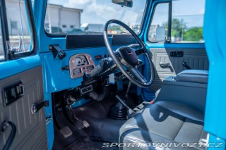Toyota Ostatní modely LandCruiser FJ40 V8 6.0L 1982