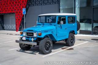 Toyota Ostatní modely LandCruiser FJ40 V8 6.0L 1982