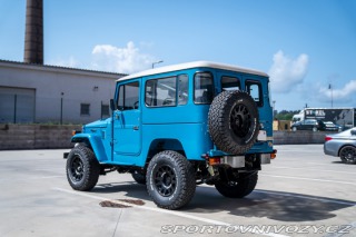 Toyota Ostatní modely LandCruiser FJ40 V8 6.0L 1982